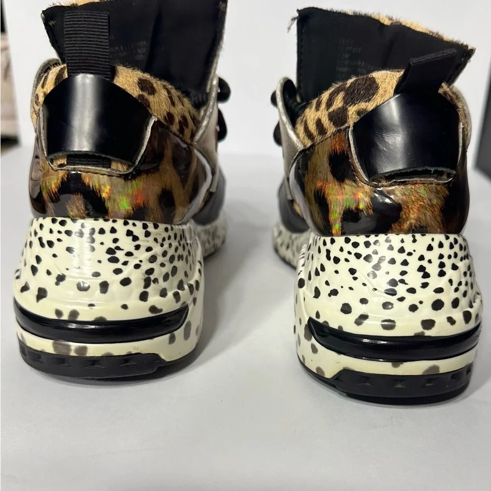 Leopard Print Sneakers with Black Laces steve madden size 7.5 pre owned